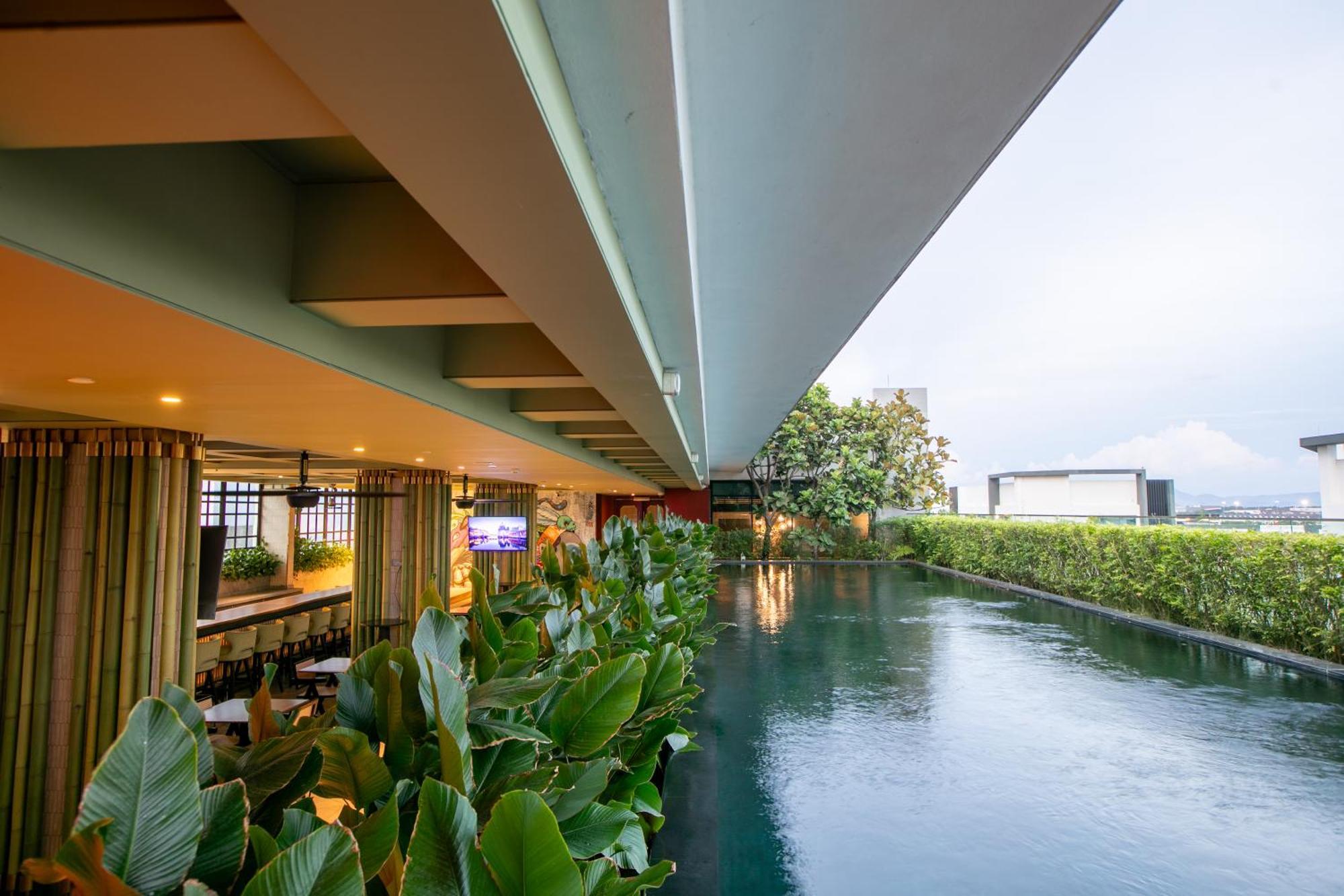 The Upper House, Batu Kawan Otel Simpang Ampat  Dış mekan fotoğraf